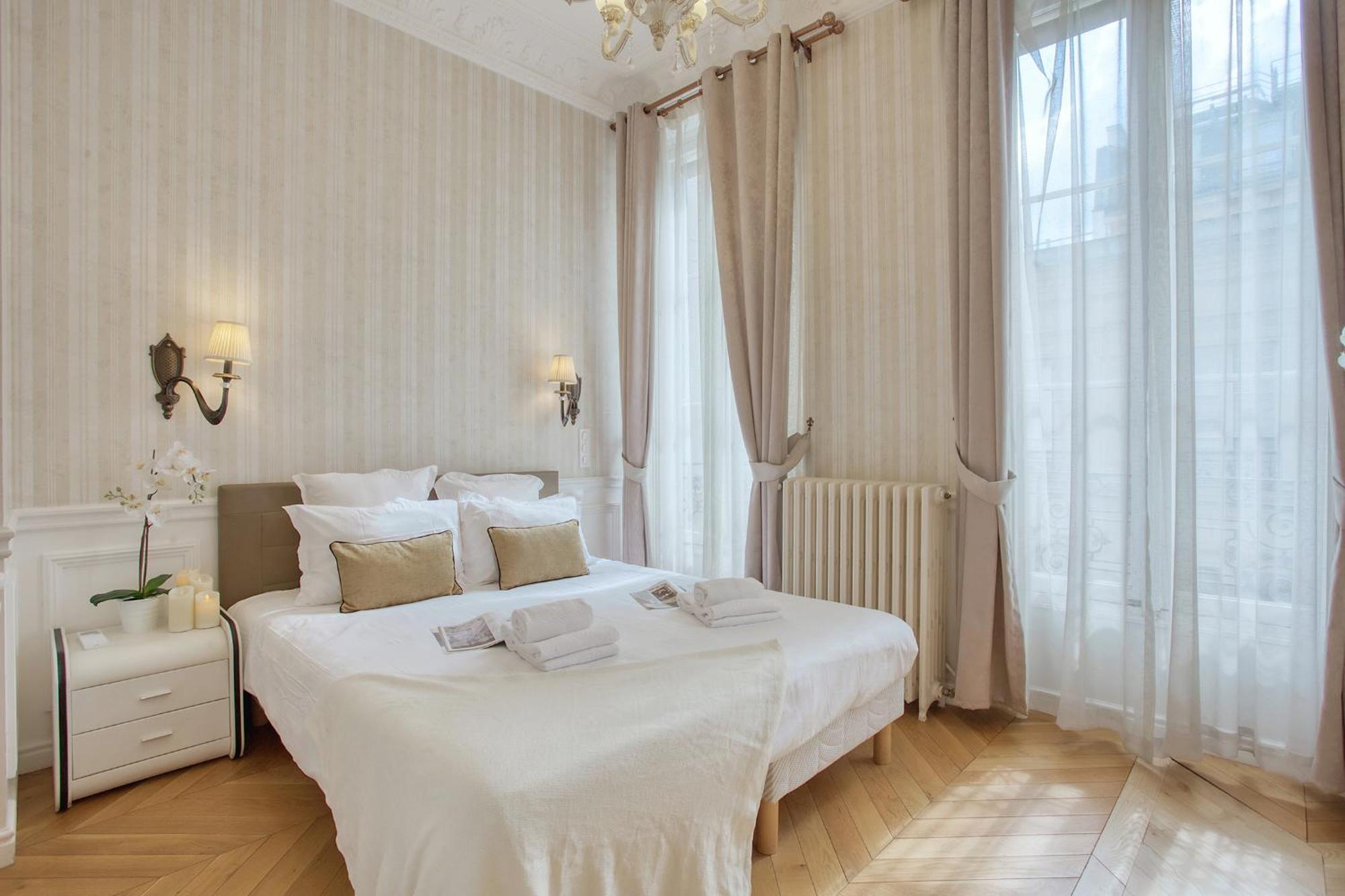 Luxueux 200M2 5Ch Champs Elysees A 1Min Perle Rare Párizs Kültér fotó