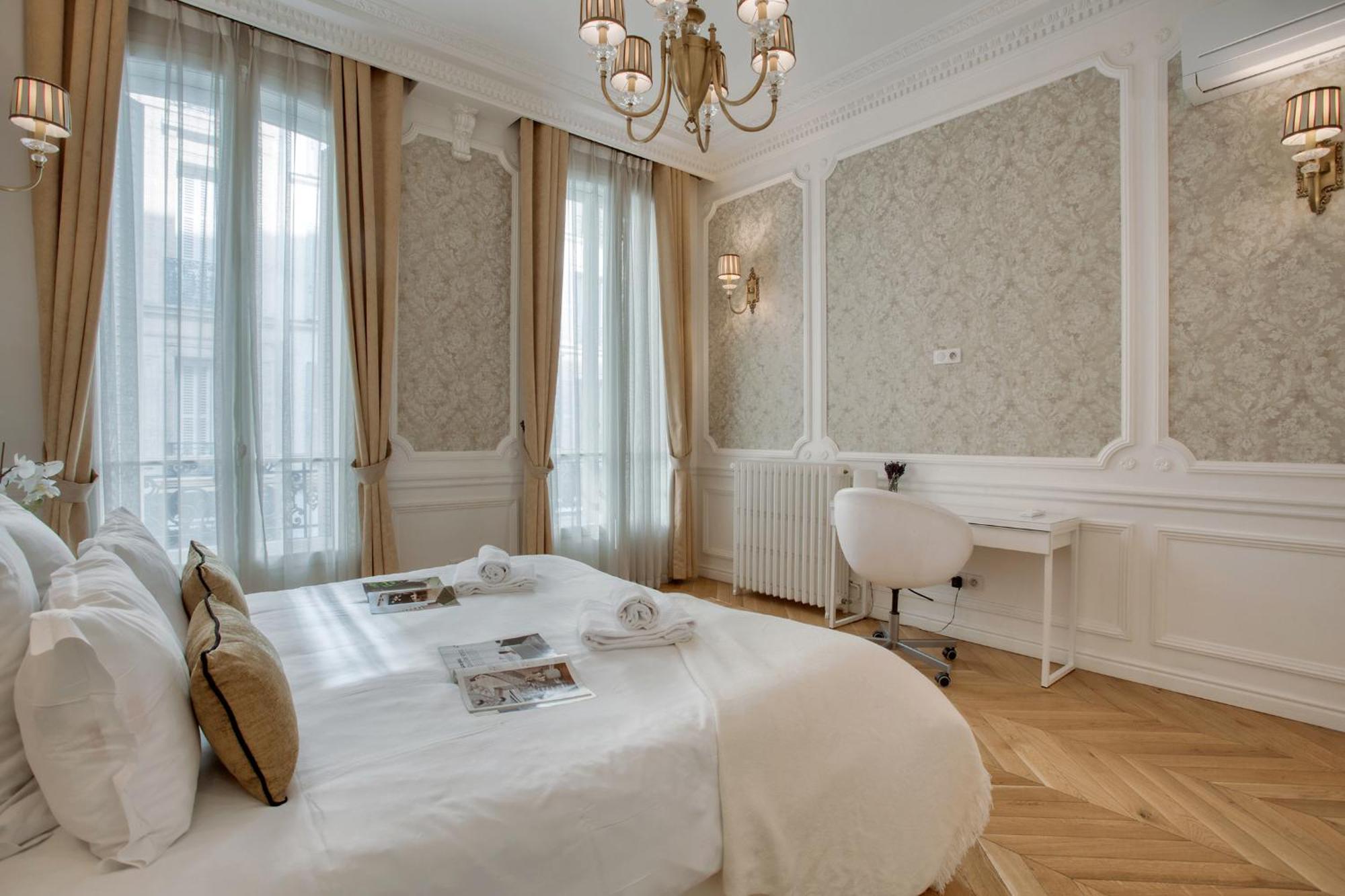 Luxueux 200M2 5Ch Champs Elysees A 1Min Perle Rare Párizs Kültér fotó
