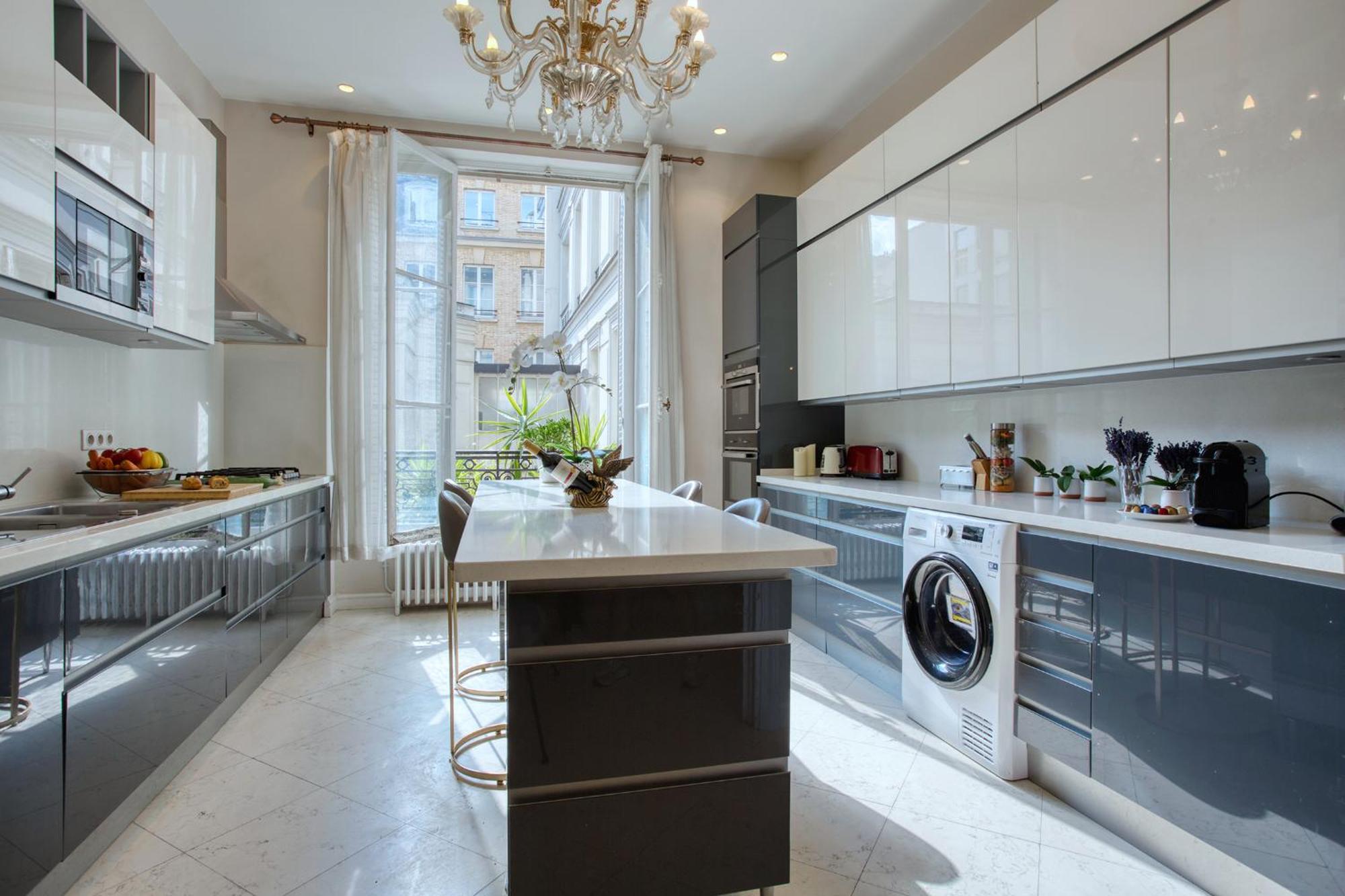 Luxueux 200M2 5Ch Champs Elysees A 1Min Perle Rare Párizs Kültér fotó