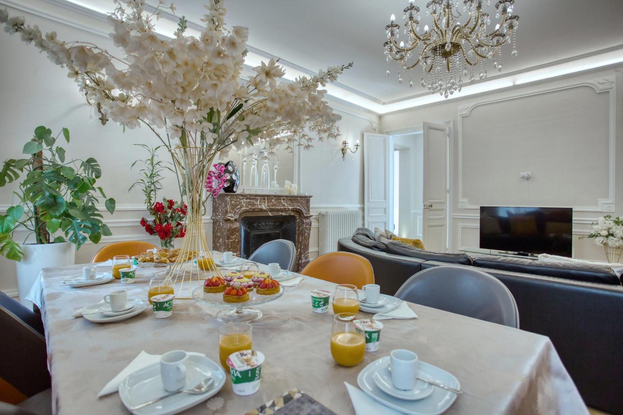 Luxueux 200M2 5Ch Champs Elysees A 1Min Perle Rare Párizs Kültér fotó