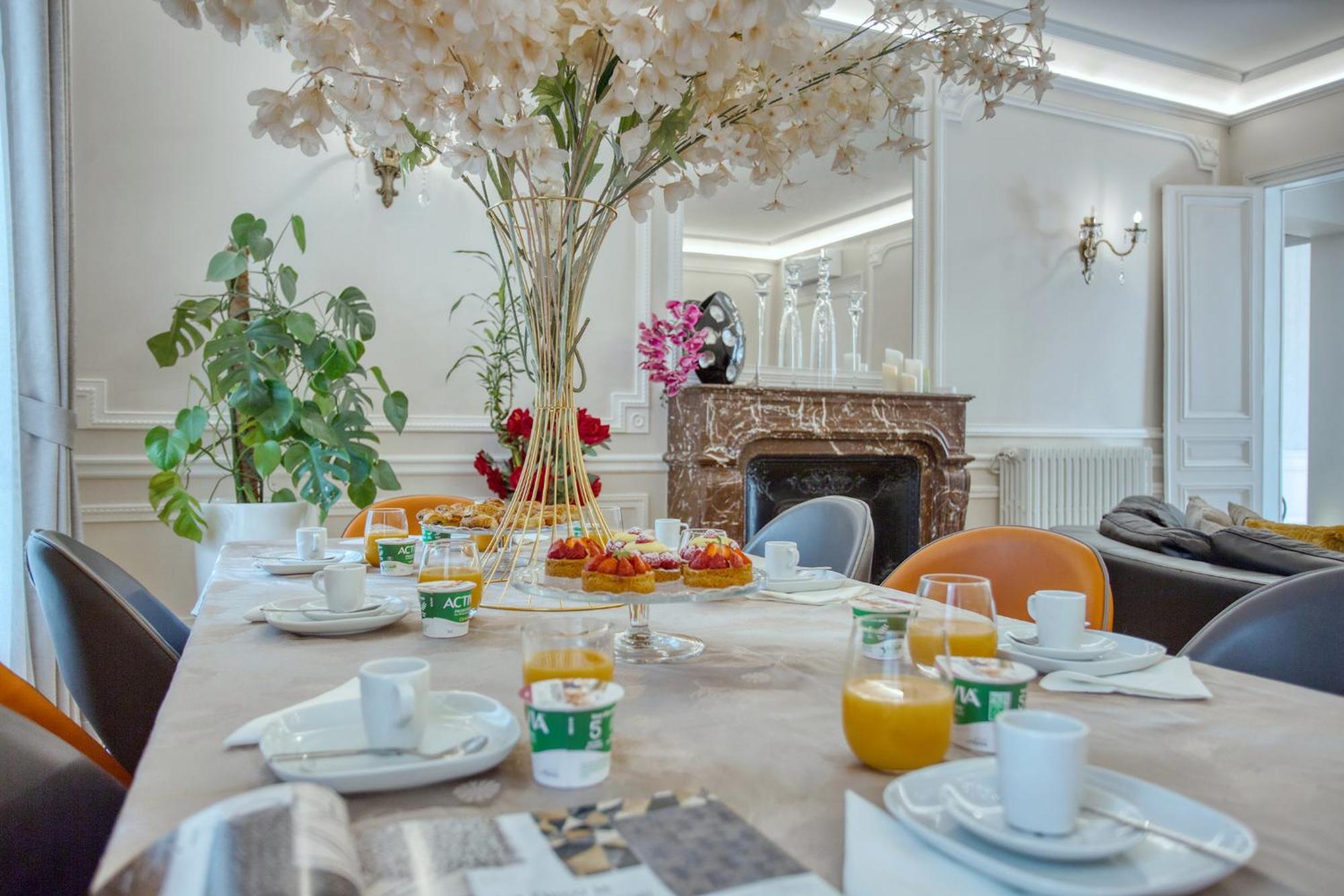 Luxueux 200M2 5Ch Champs Elysees A 1Min Perle Rare Párizs Kültér fotó